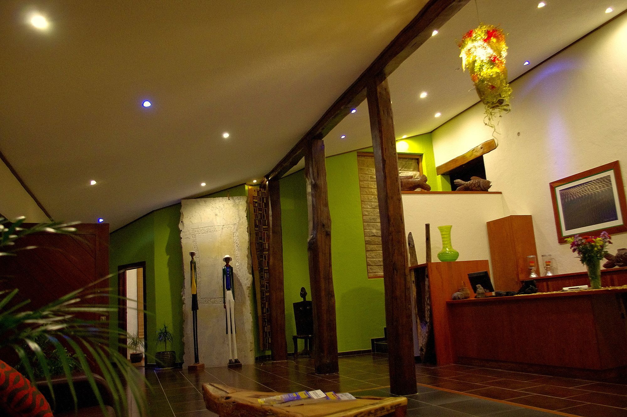 Desert Breeze Lodge Свакопмунд Экстерьер фото