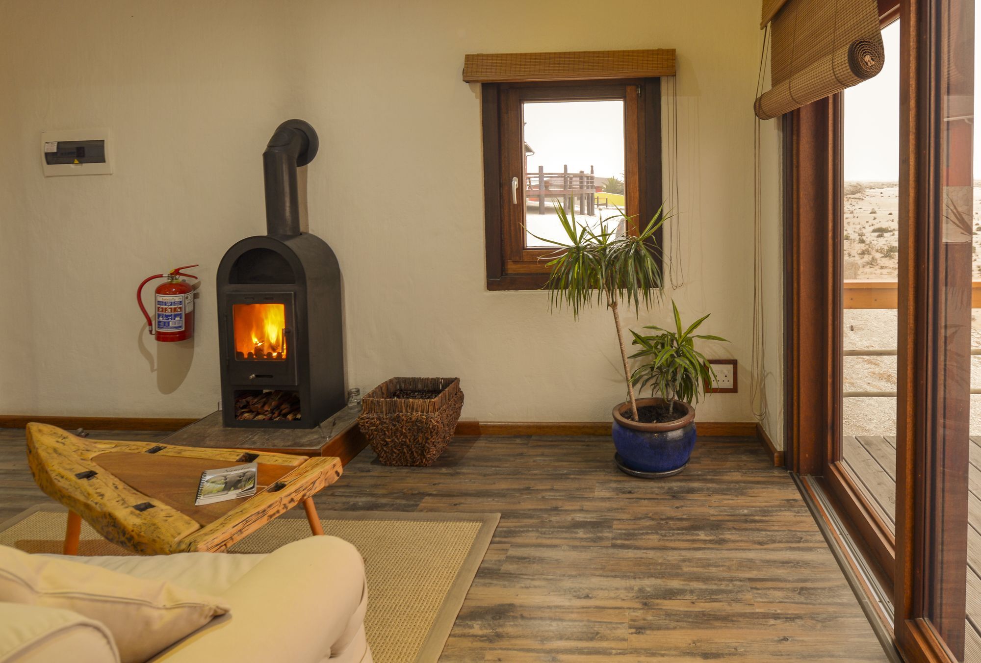 Desert Breeze Lodge Свакопмунд Экстерьер фото